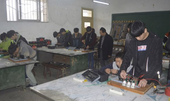 重庆市綦江职业技术学校地址及招生专业