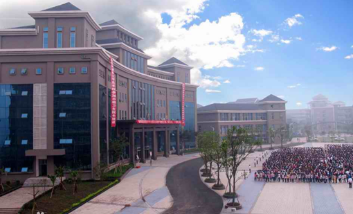 重庆卫校有哪些是公办学校