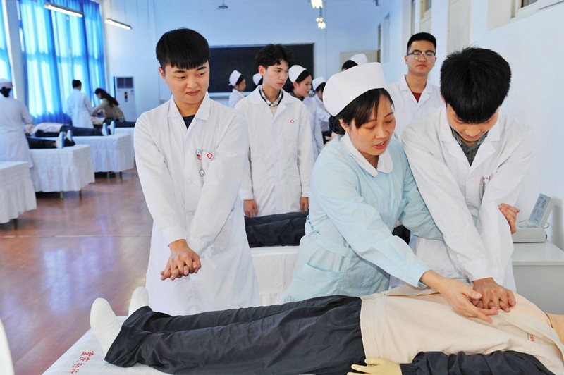 初三上的好的卫校职业学校有哪些 初三上的好的卫校职业学校有哪些