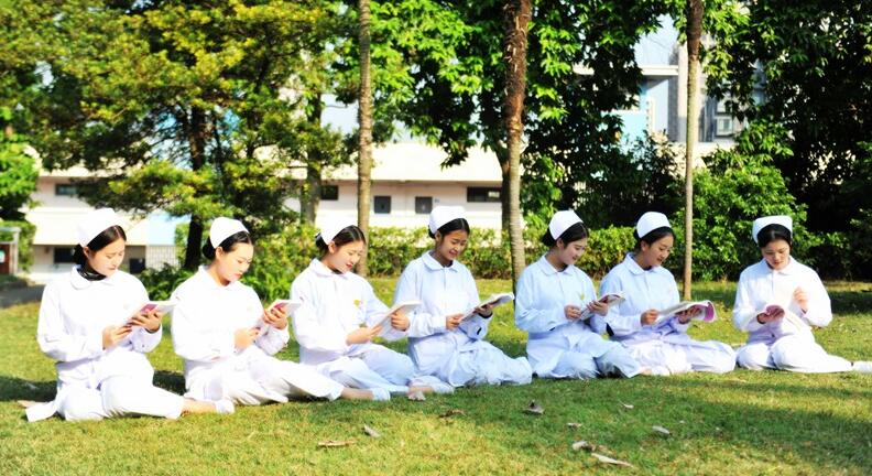 重庆地区的卫校学制是几年呢 重庆地区的卫校学制是几年呢