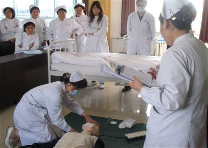 重庆2020年卫校学什么比较好 重庆2020年卫校学什么比较好